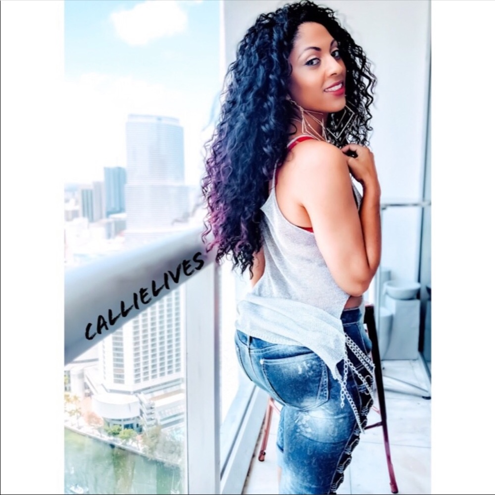 Callie Capri: Skinny Jeans Spray painted Cheetah - Picture 7 of 8